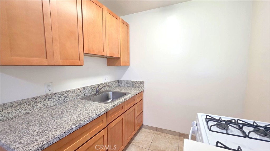 2334 E Santa Fe Avenue 2