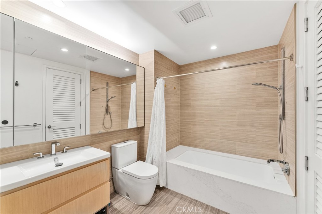 877 Francisco St 805