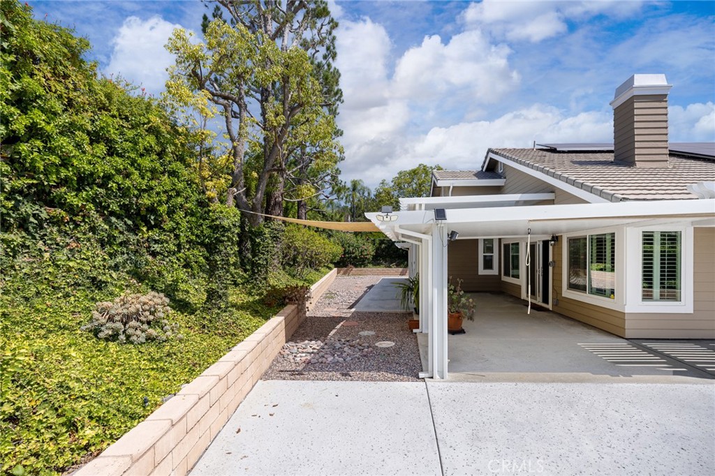 2055 Paseo Susana
