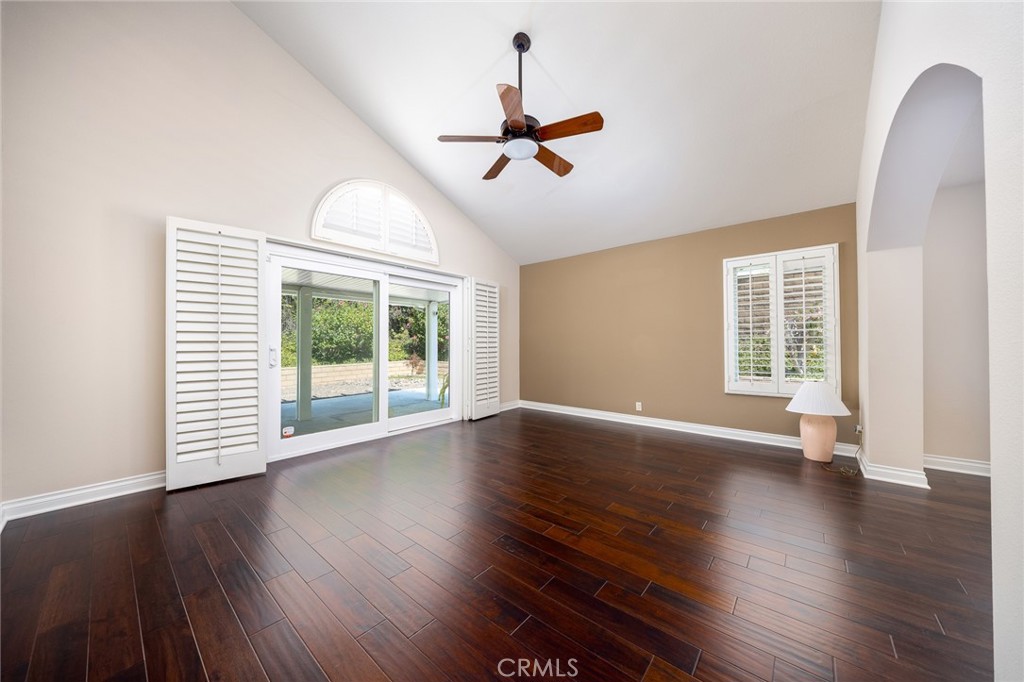 2055 Paseo Susana