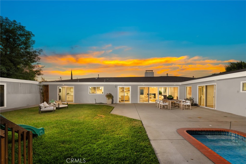 1240 Blair