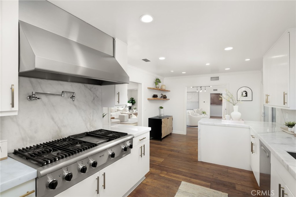 1240 Blair