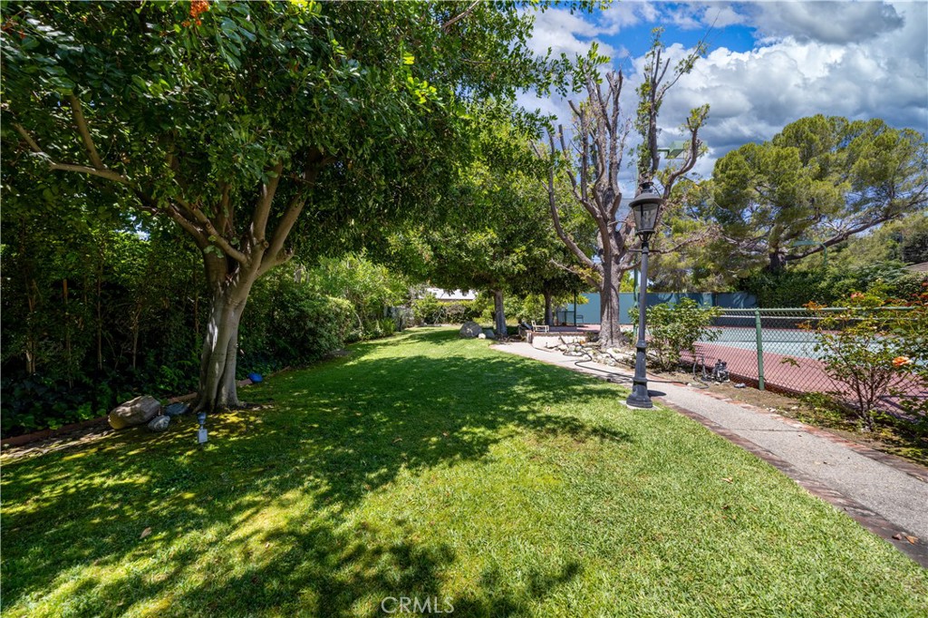 1531 Rodeo Road