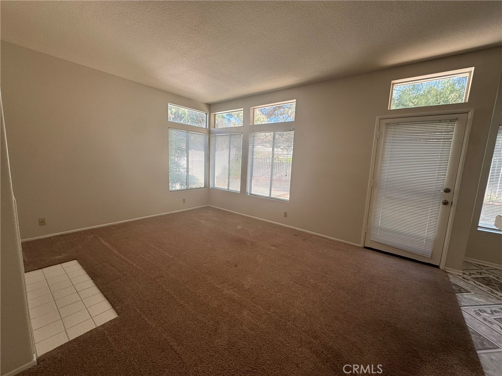2121 Sun Ridge