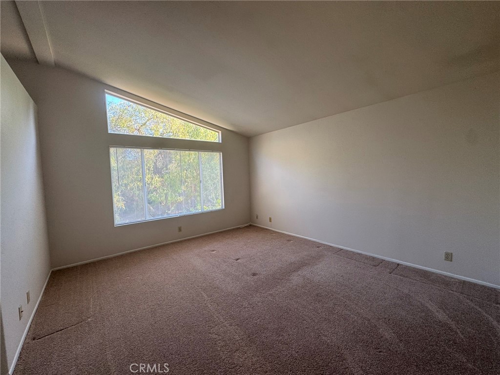 2121 Sun Ridge