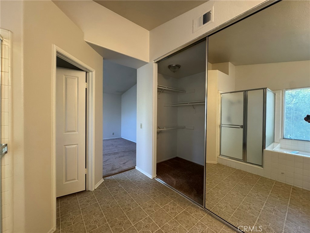 2121 Sun Ridge