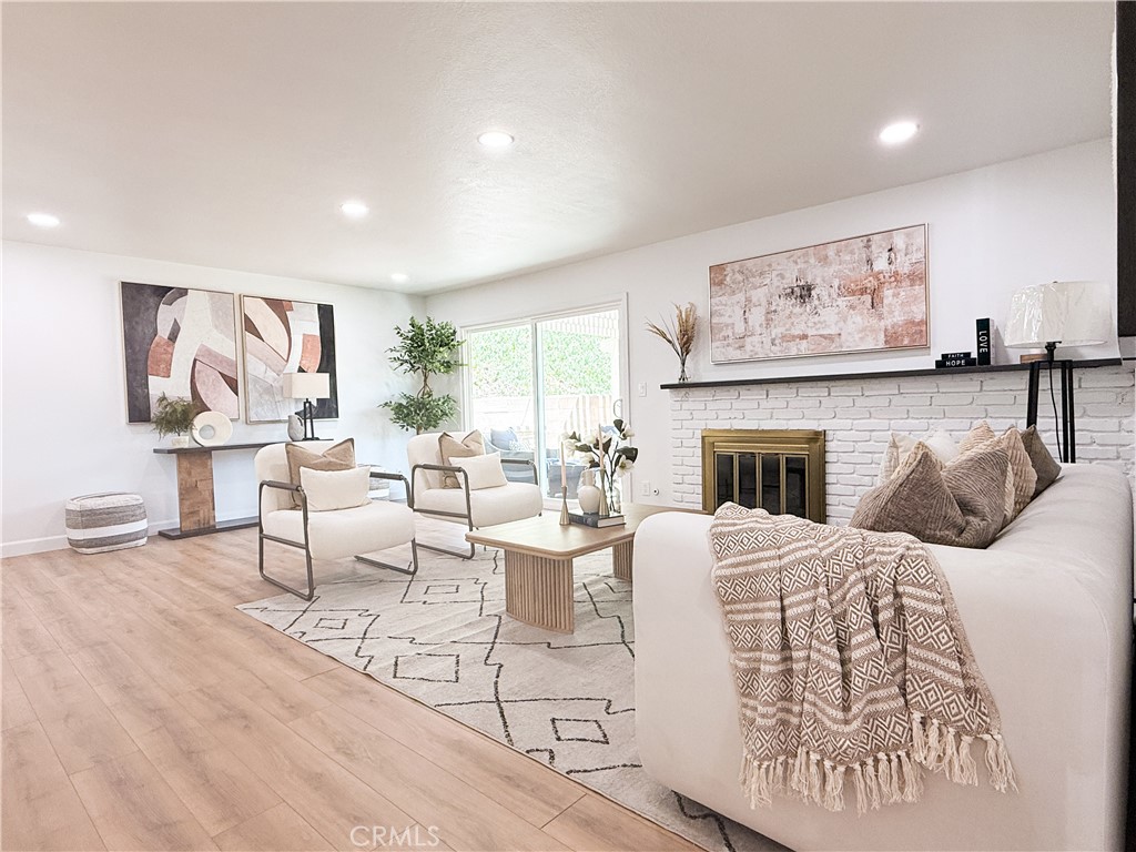 24020 Prospect Valley