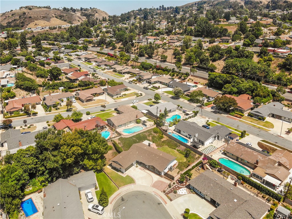 24020 Prospect Valley