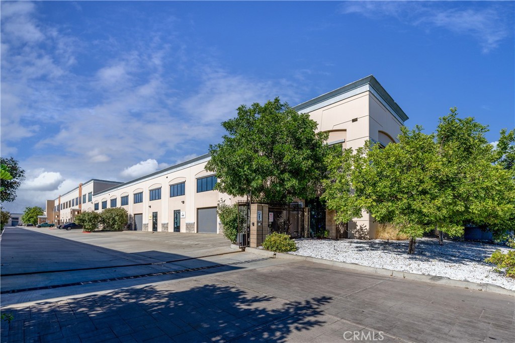1773 W San Bernardino Road B20