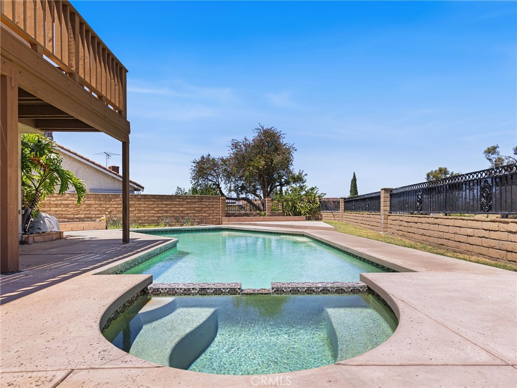 19721 Katrine Cir