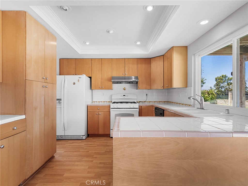 19721 Katrine Cir