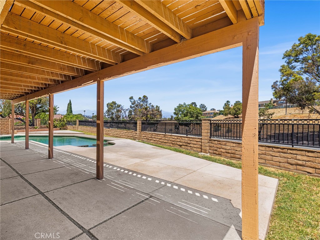 19721 Katrine Cir