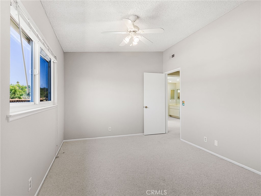 19721 Katrine Cir