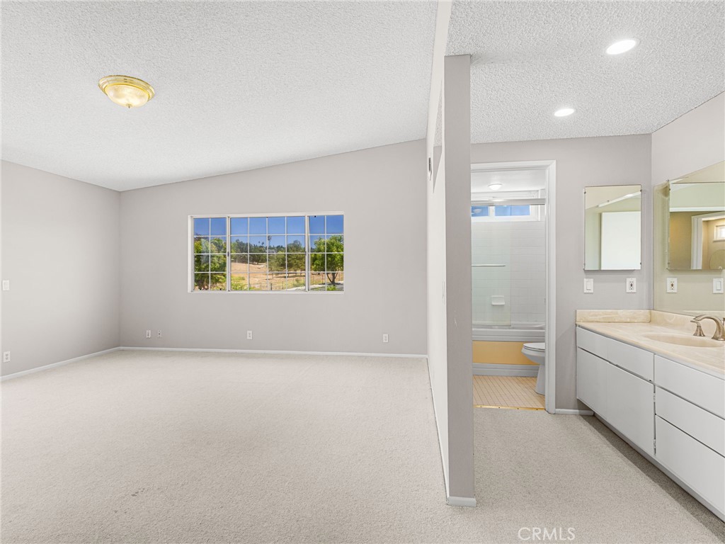 19721 Katrine Cir