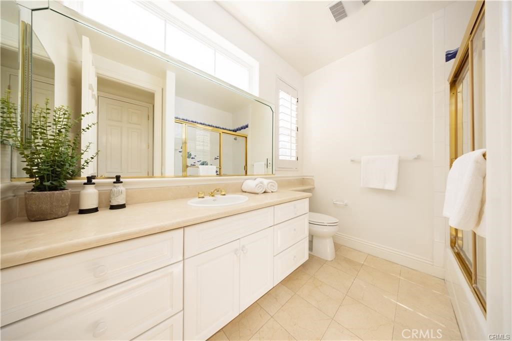1468 Pierre Road