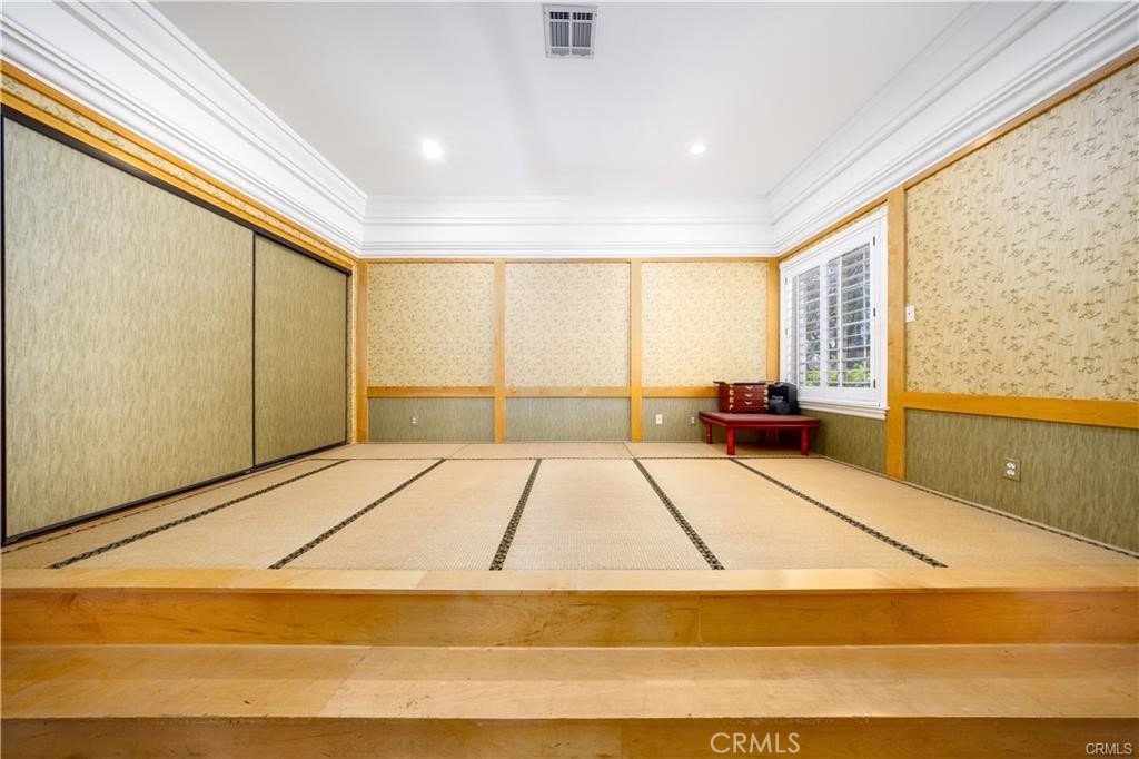 1468 Pierre Road