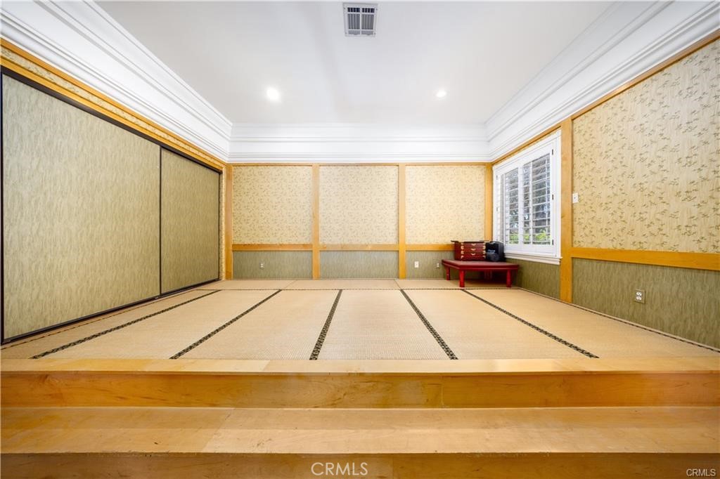 1468 Pierre Road