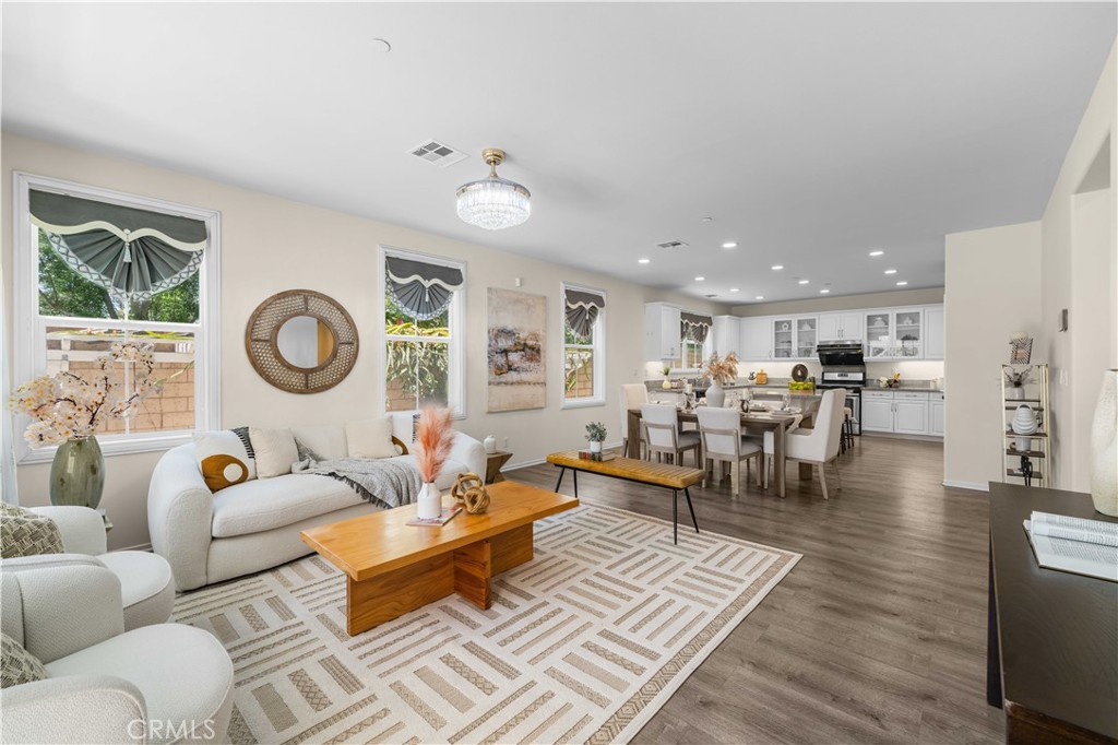 3830 S Silver Oak