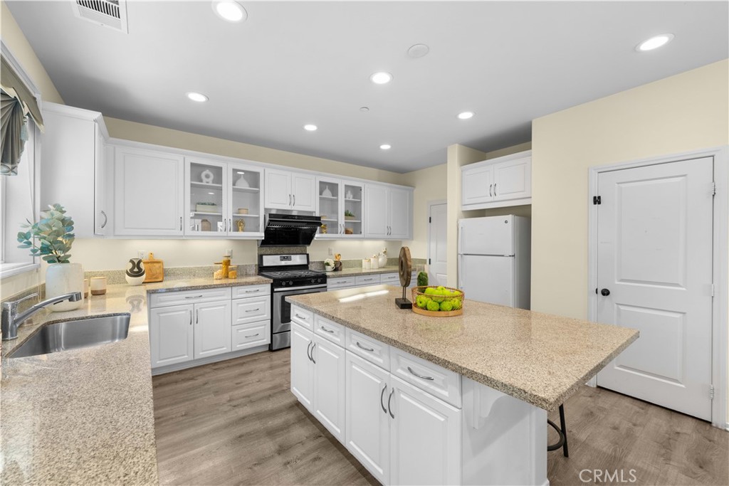 3830 S Silver Oak