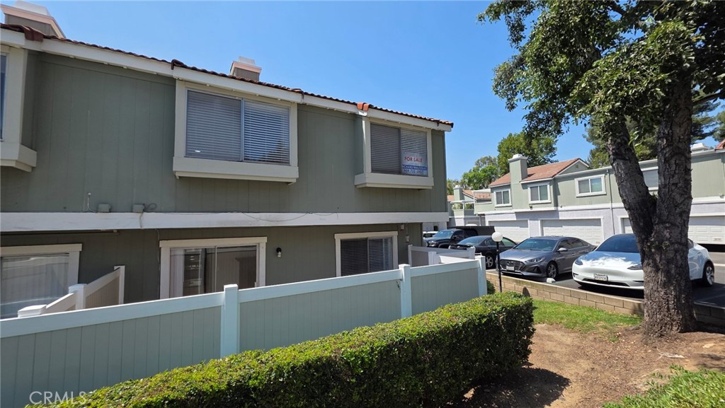 1020 Golden Springs A