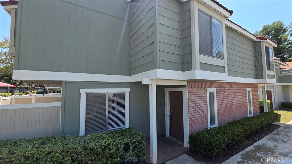 1020 Golden Springs A