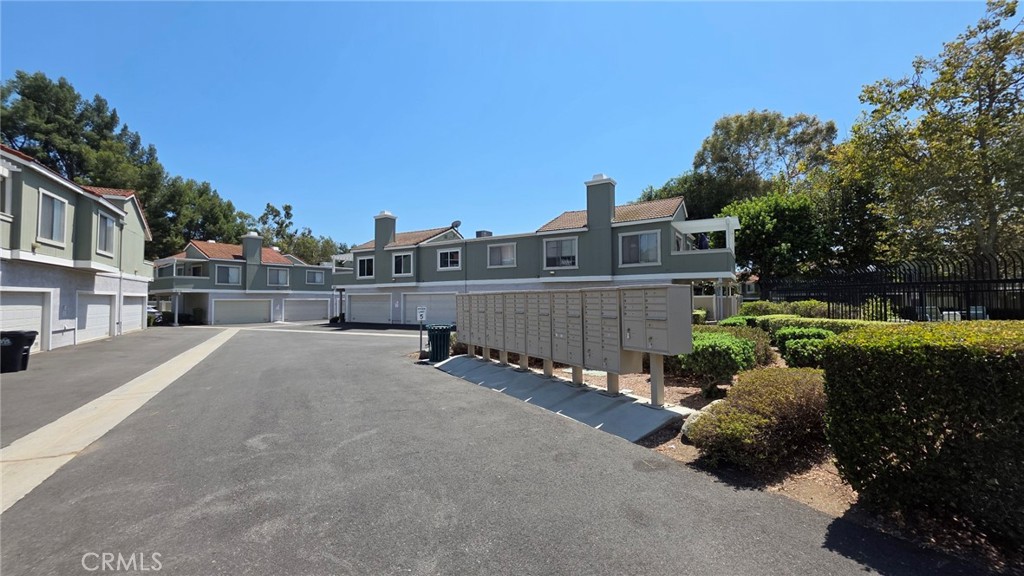 1020 Golden Springs A