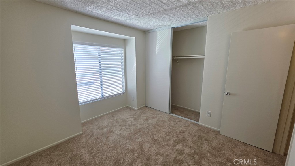1020 Golden Springs A