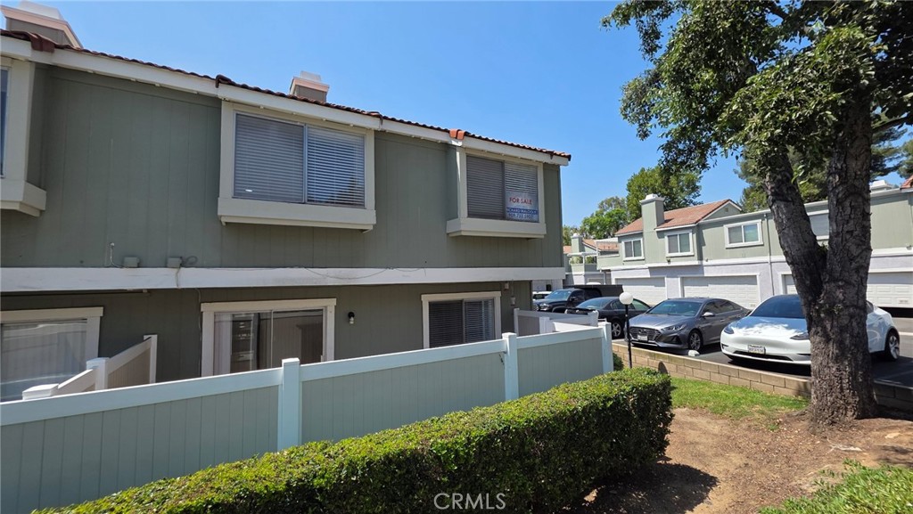 1020 Golden Springs A
