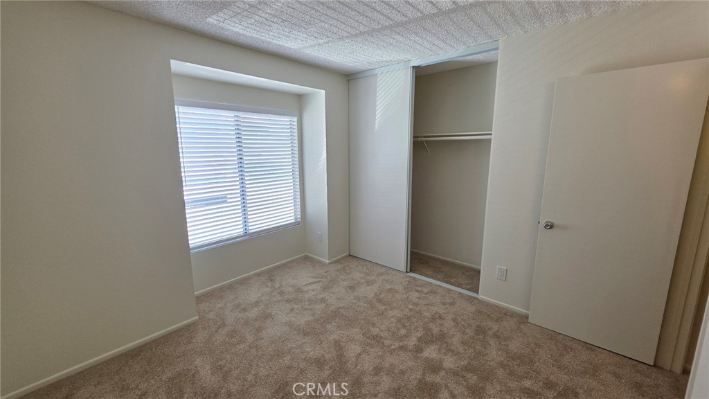 1020 Golden Springs A