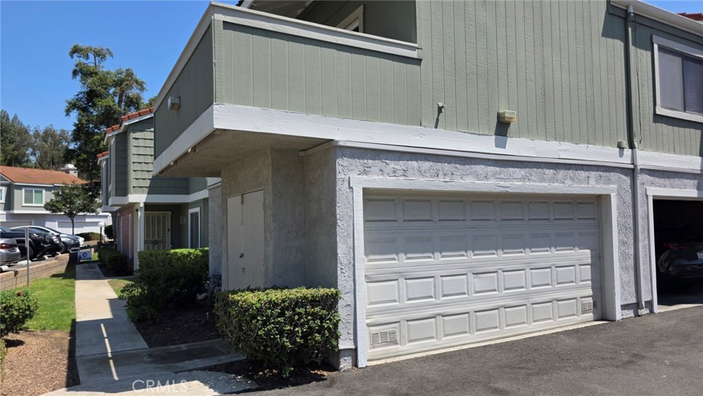 1020 Golden Springs A