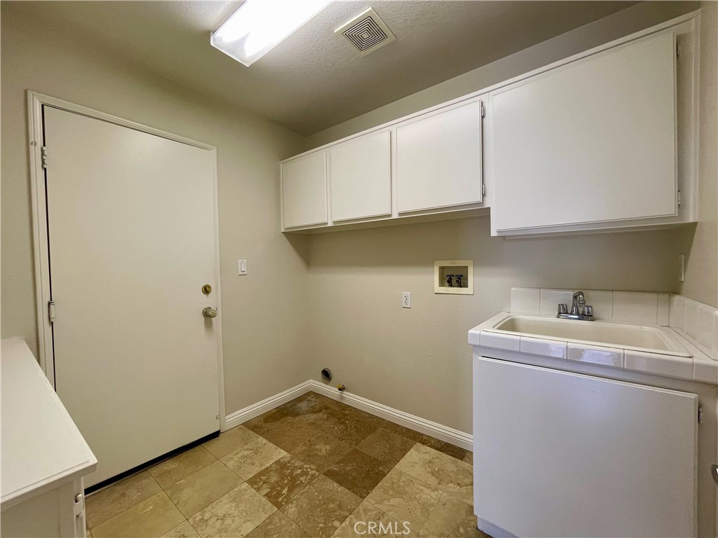 4352 Jasmine Hill Court