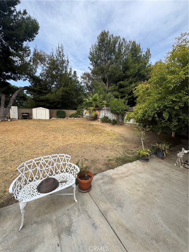 1669 W Phillips Drive