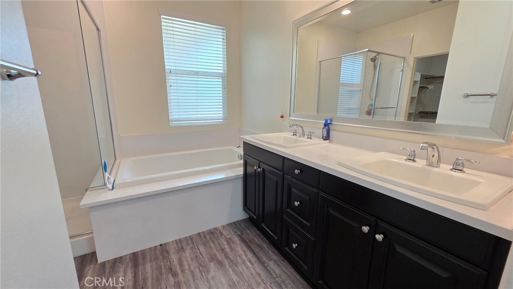 11916 Berlyn Dove Court