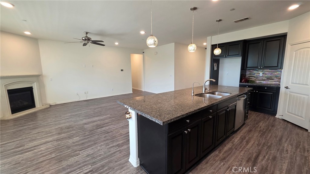 11916 Berlyn Dove Court