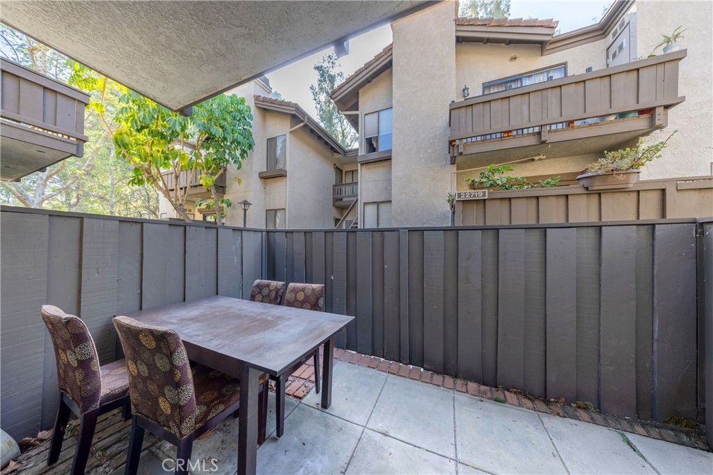22725 Lakeway Drive 393