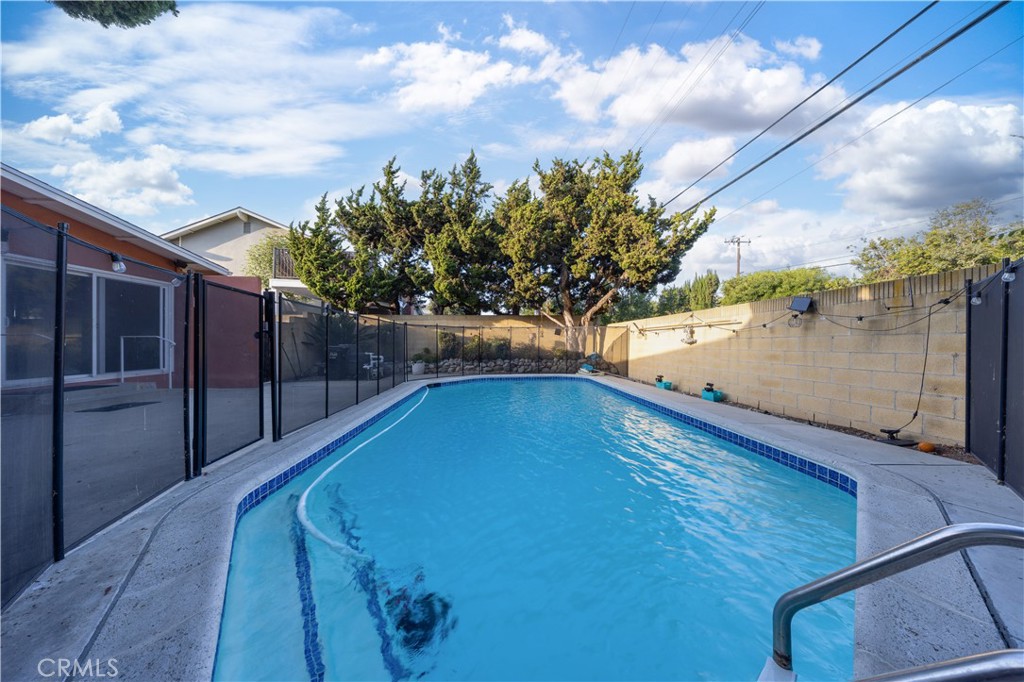 3528 Castle Rock Road