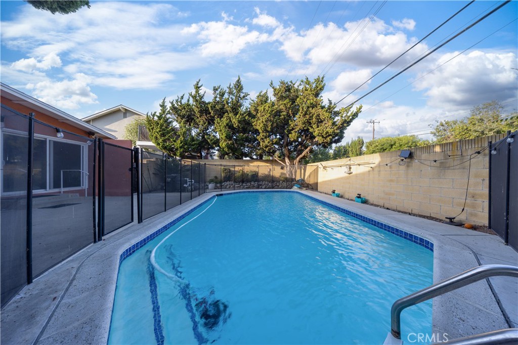 3528 Castle Rock Road
