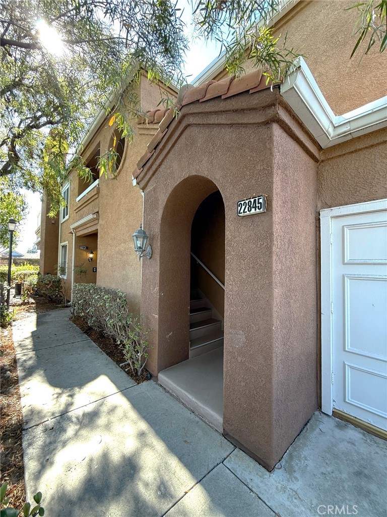 22845 Orchid Creek
