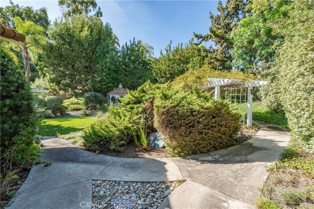 21111 Woodland Court