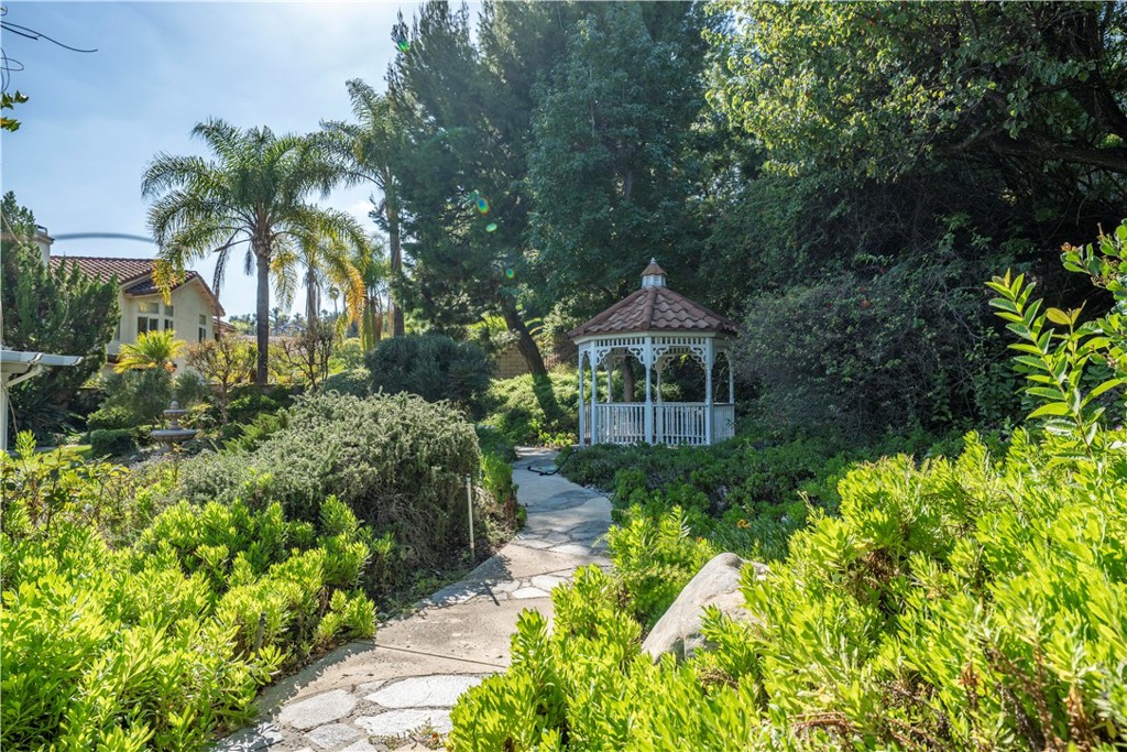 21111 Woodland Court
