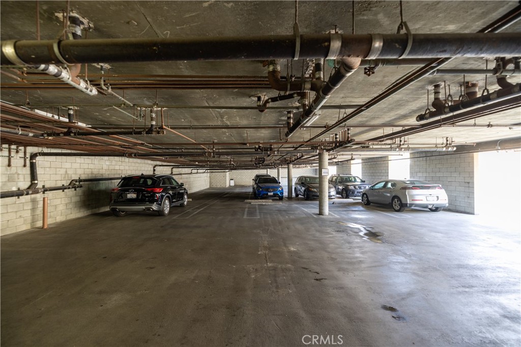 321 S Occidental Boulevard 201