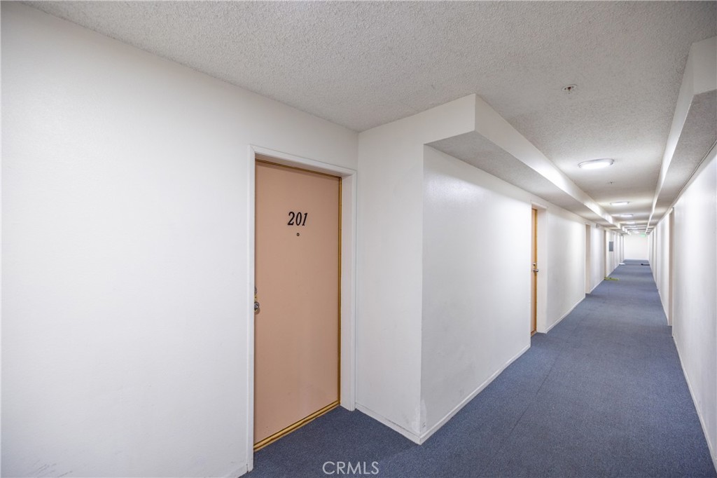 321 S Occidental Boulevard 201