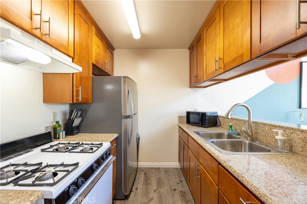 321 S Occidental Boulevard 213