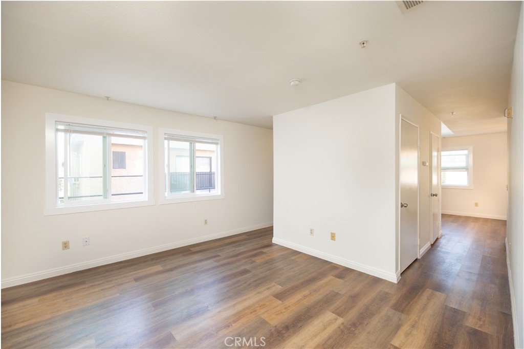 321 S Occidental Boulevard 115