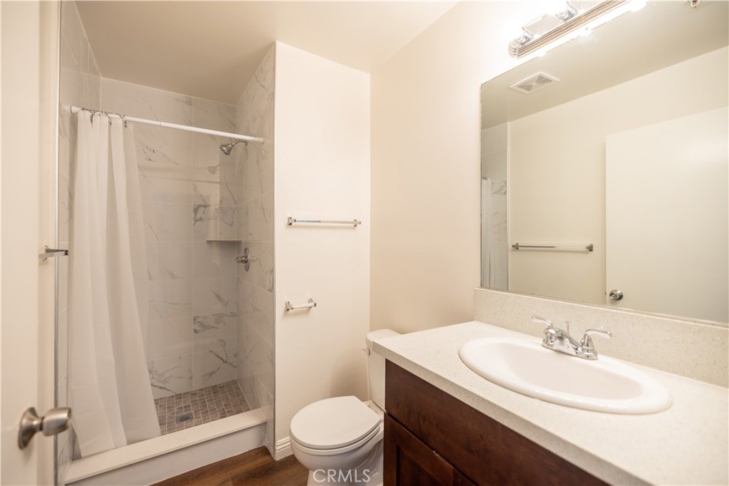 321 S Occidental Boulevard 115