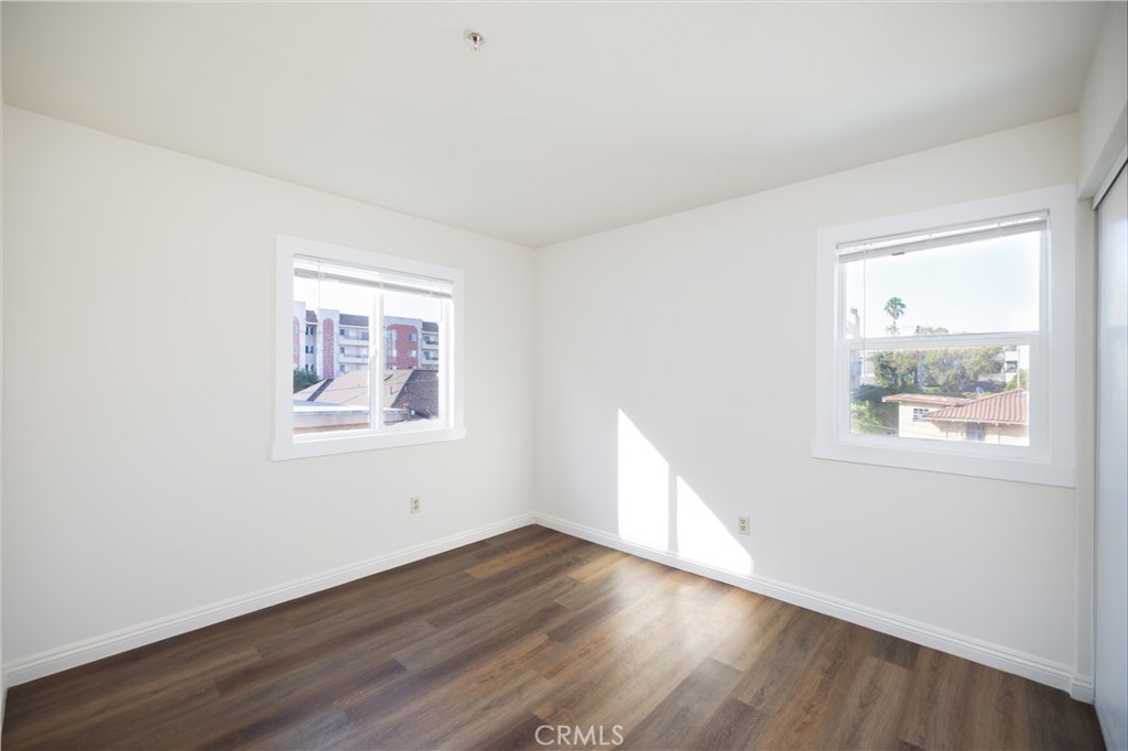 321 S Occidental Boulevard 115
