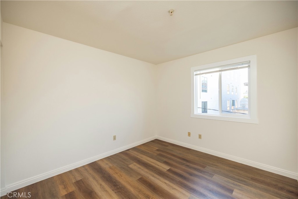 321 S Occidental Boulevard 115