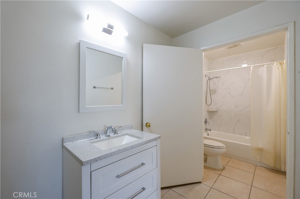 321 S Occidental Boulevard 116