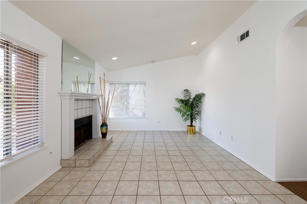 183 N Torn Ranch Road