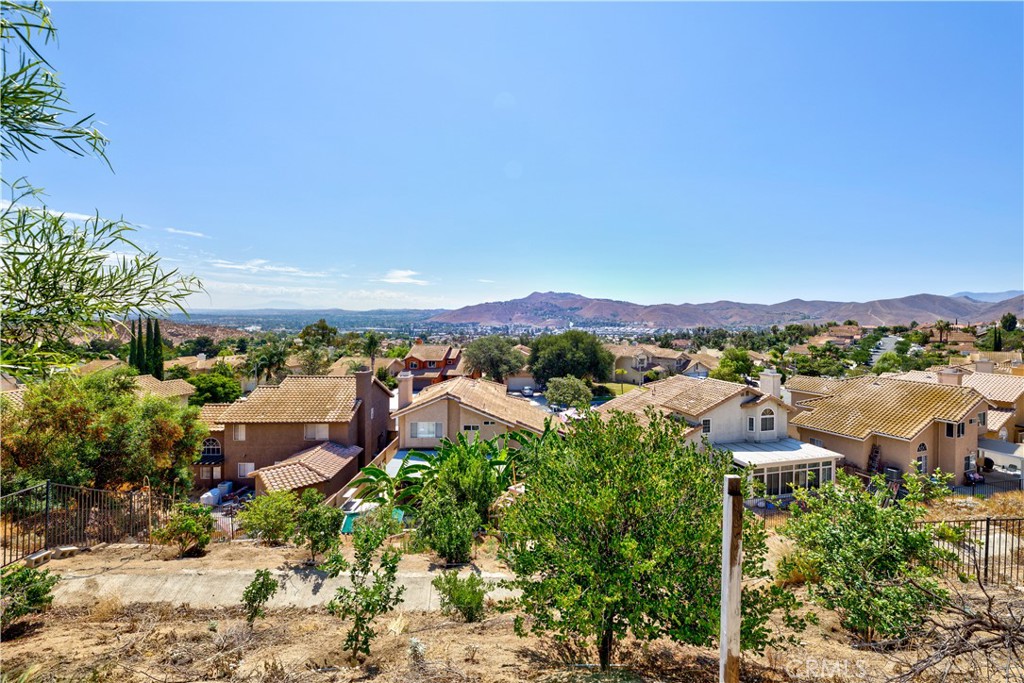 781 La Loma Lane